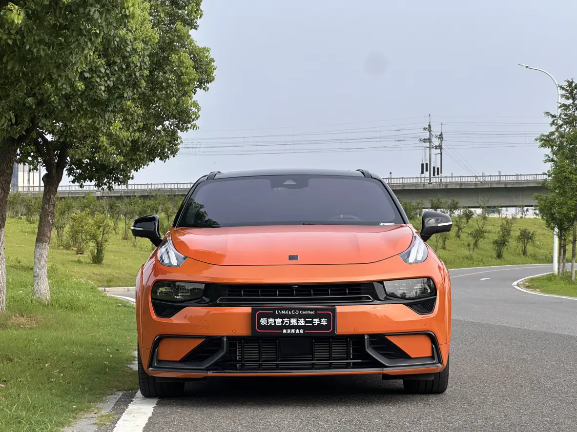Lynk & Co 02 Hatchback
