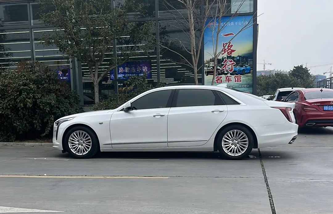 Cadillac CT6