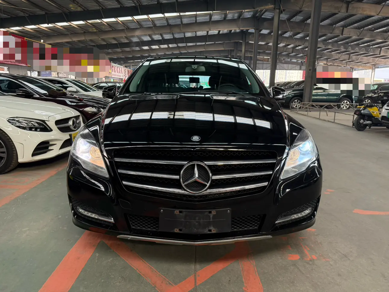 Mercedes-Benz R-Class  из Китая