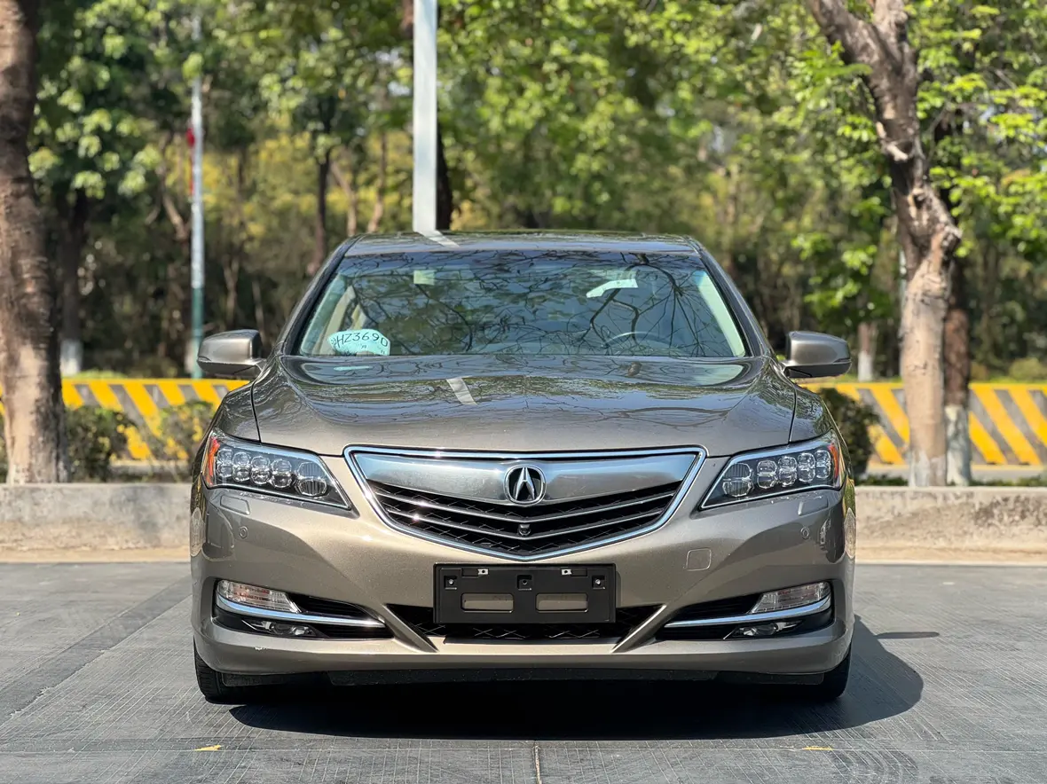 Acura RLX