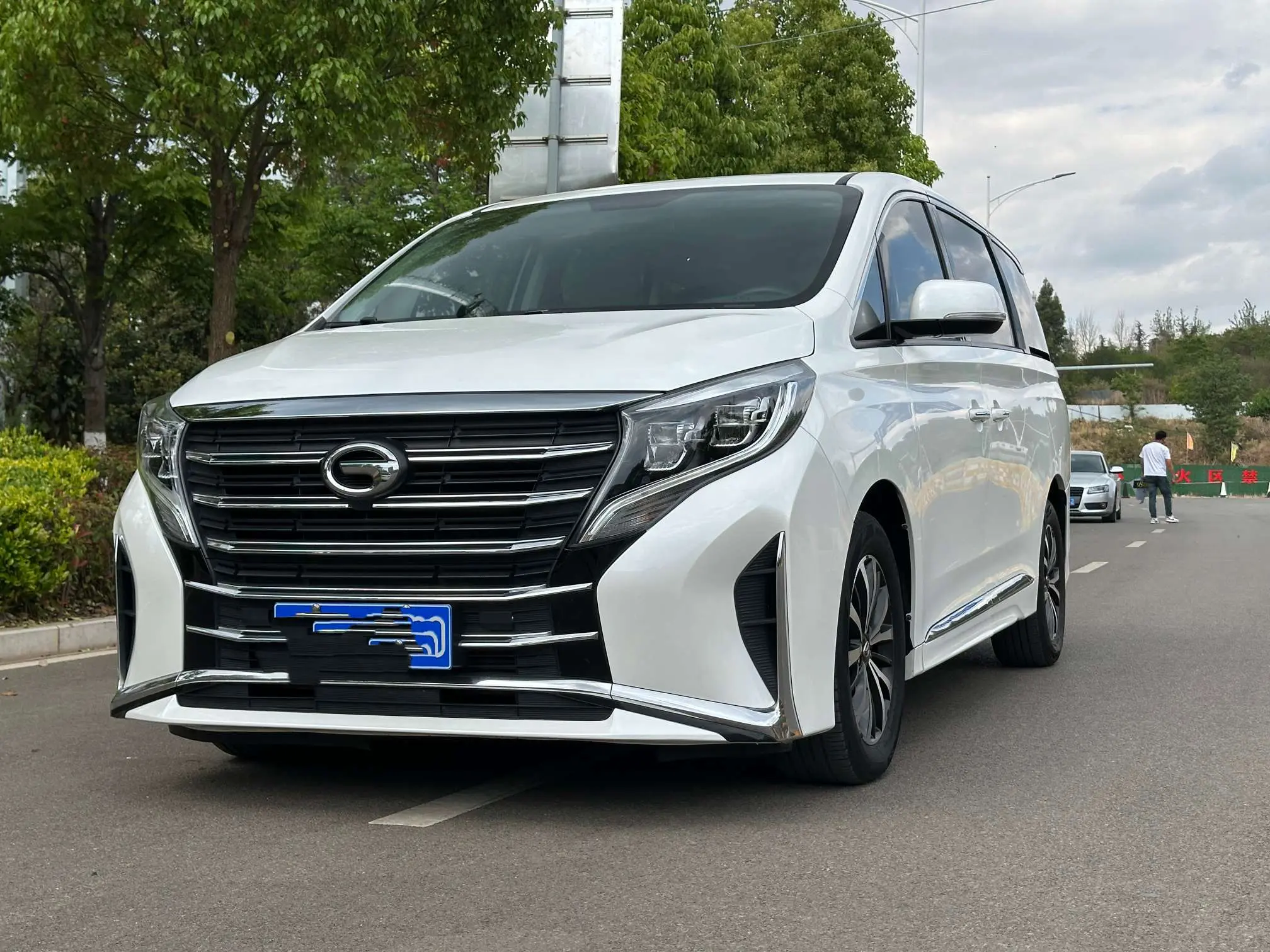 GAC Trumpchi M8