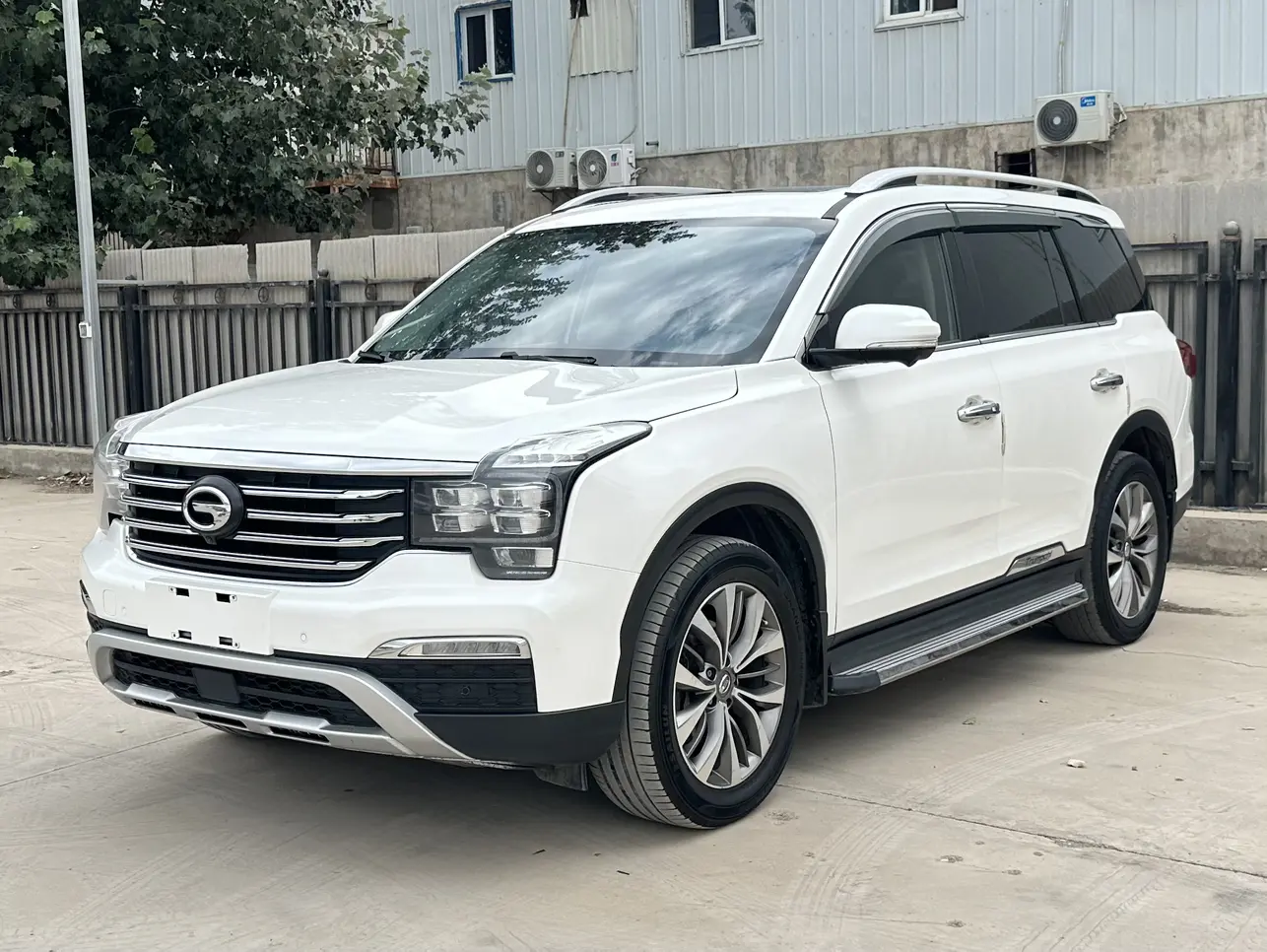 GAC Trumpchi GS8  из Китая