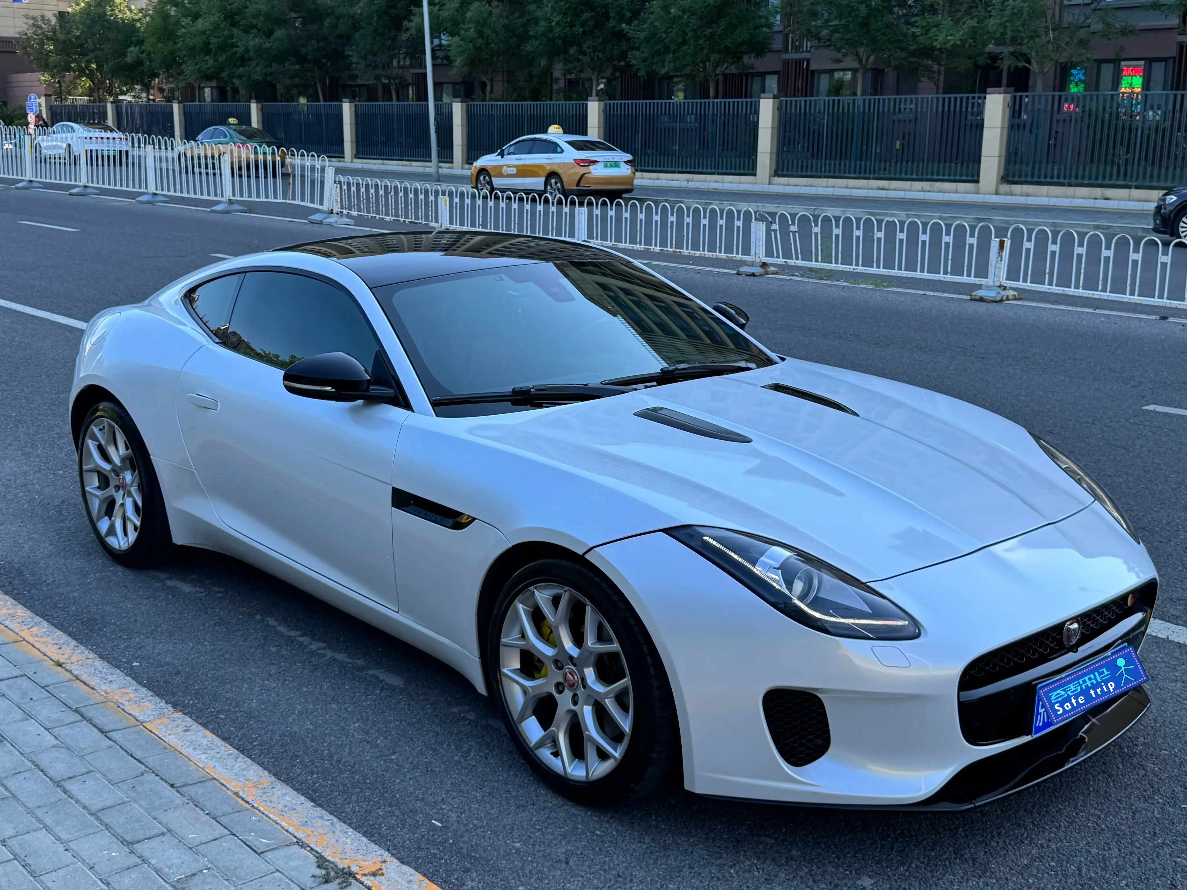 Jaguar F-TYPE