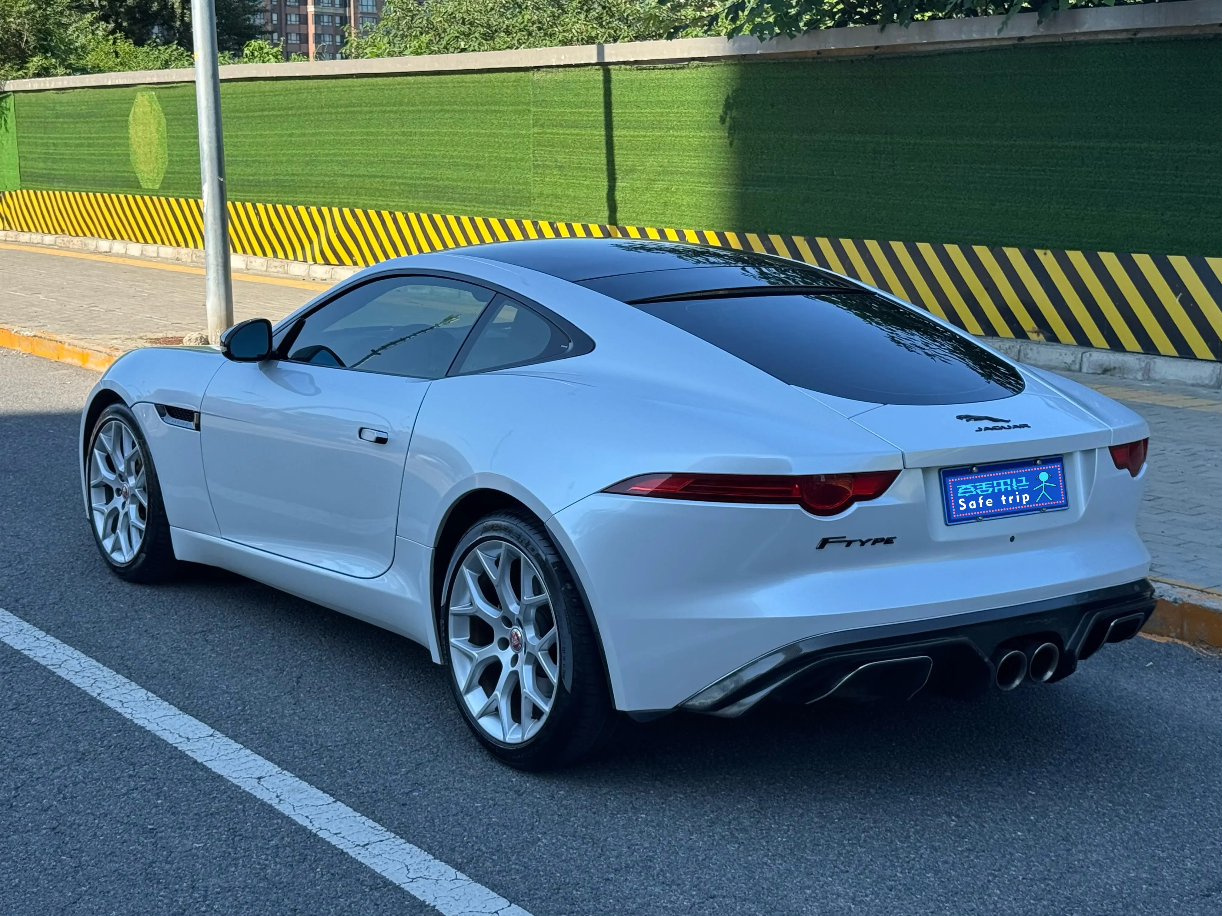 Jaguar F-TYPE
