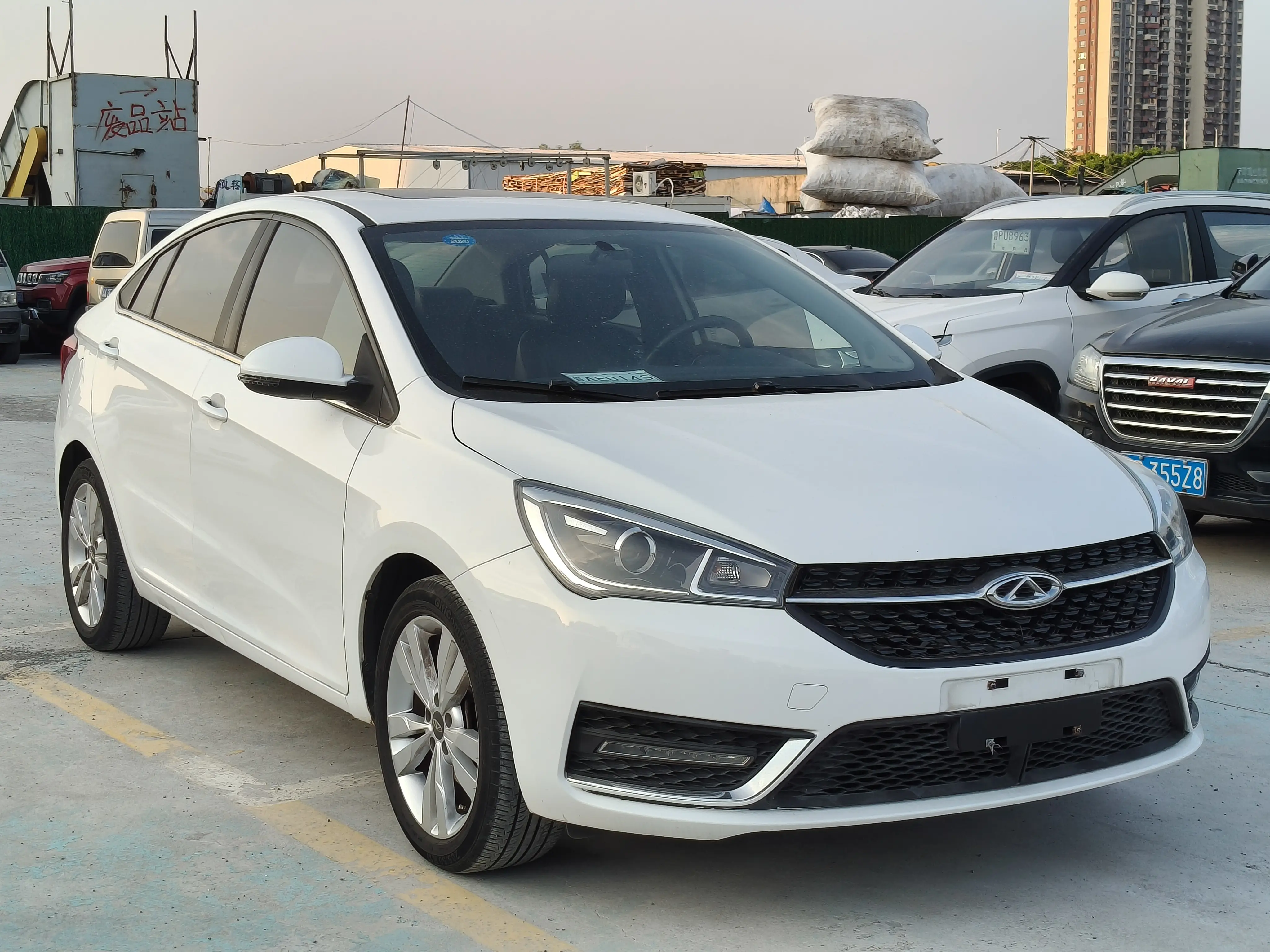 Chery Arrizo 5