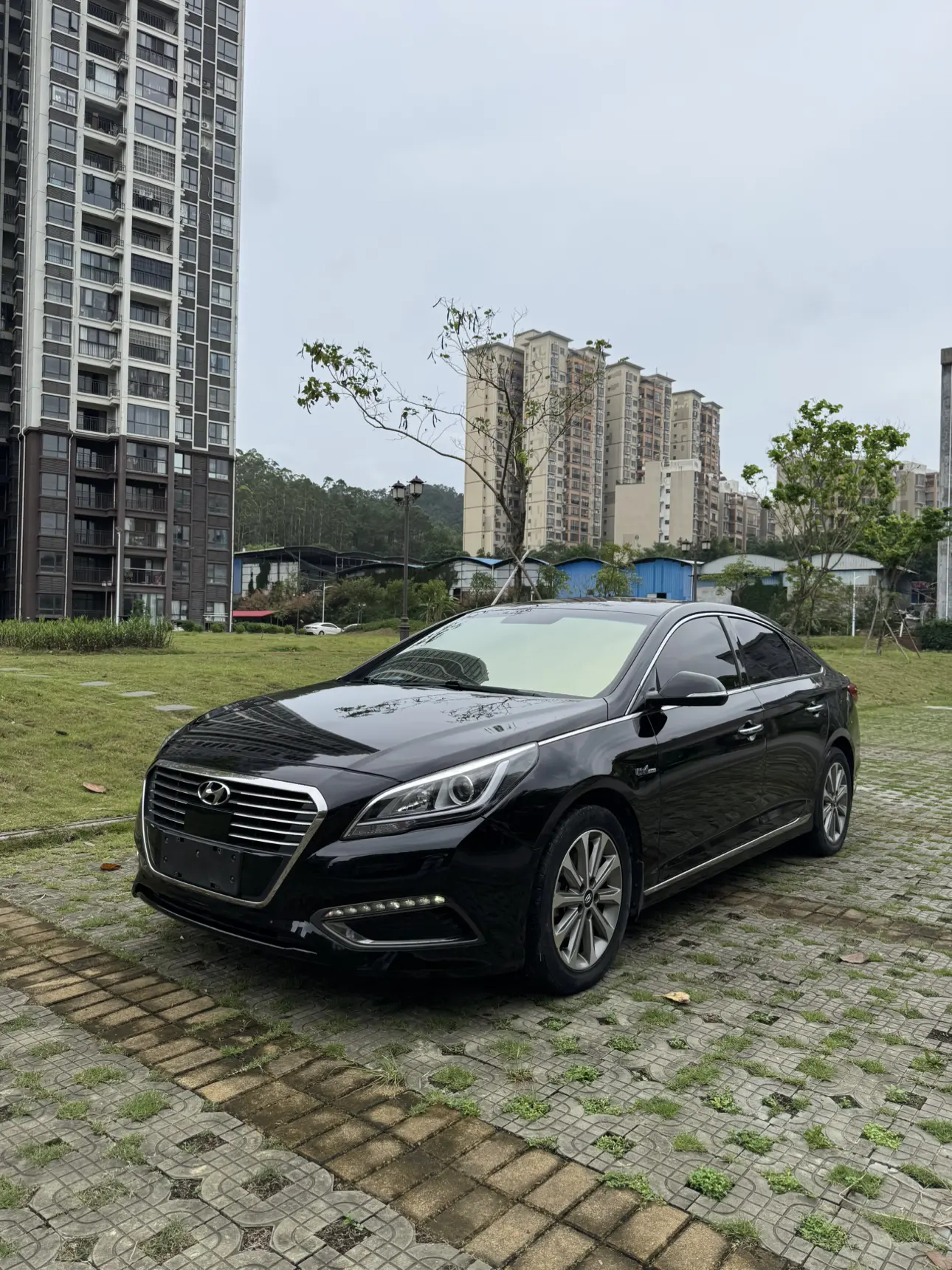 Hyundai Sonata nine
