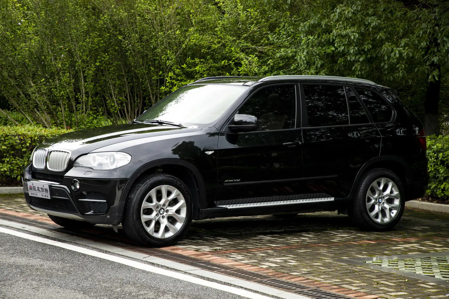 BMW X5 (imported)