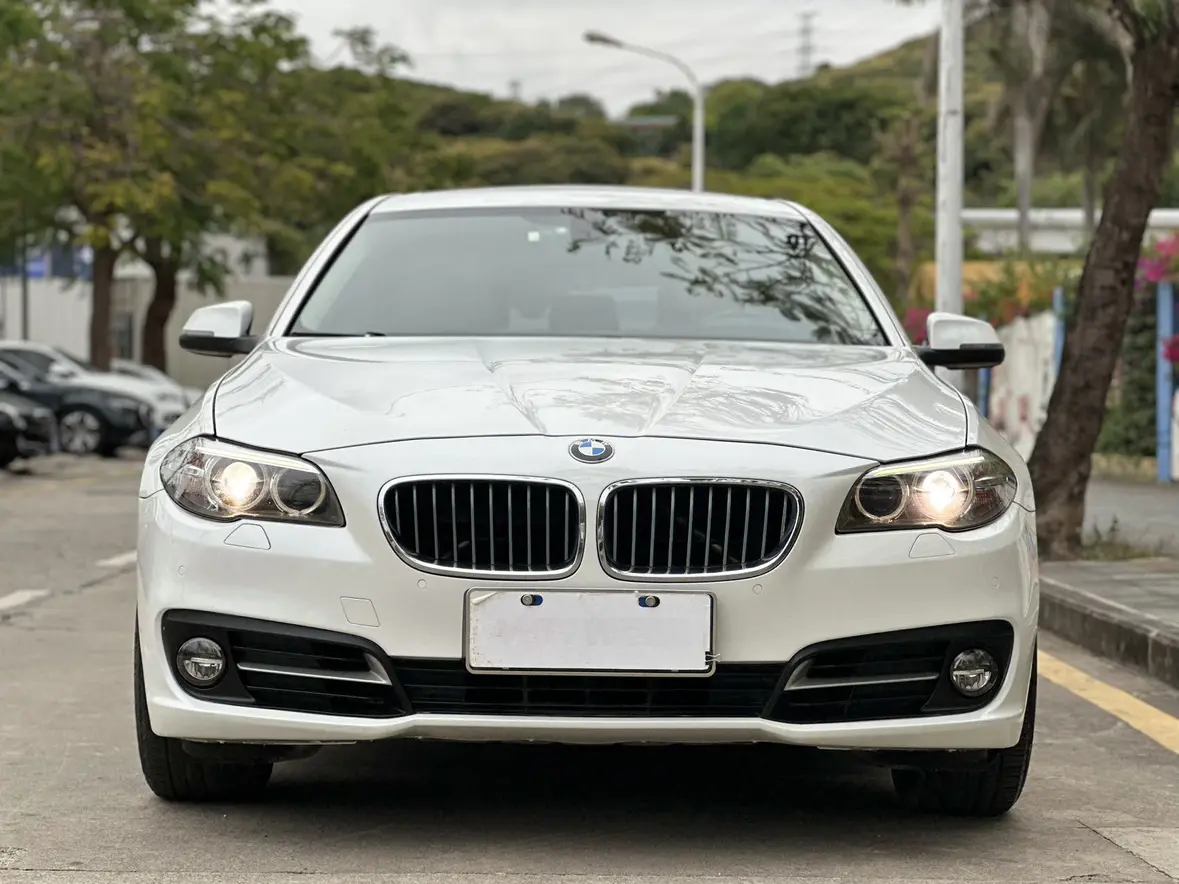 BMW 5 Series  из Китая