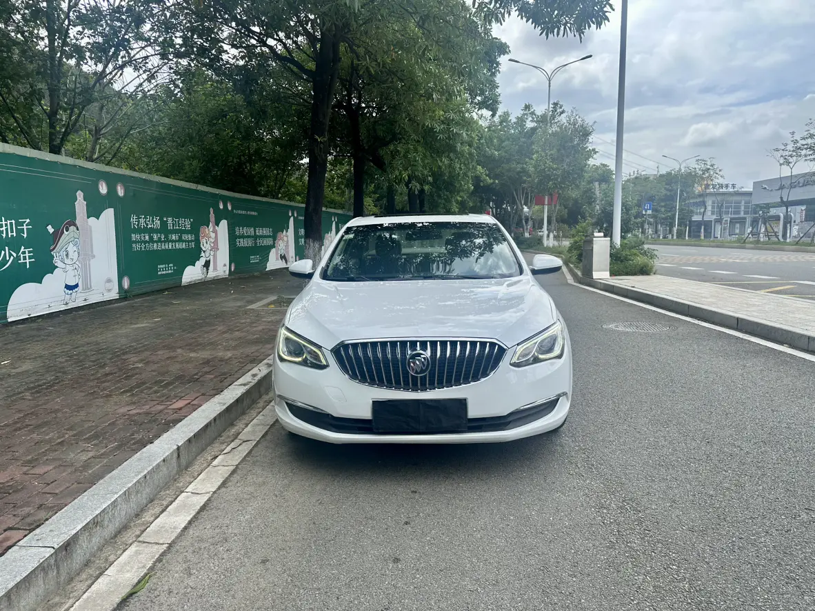 Buick Yinglang