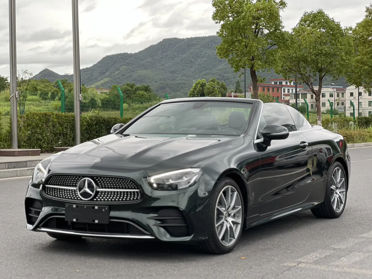 Mercedes-Benz E-Class (imported)  из Китая