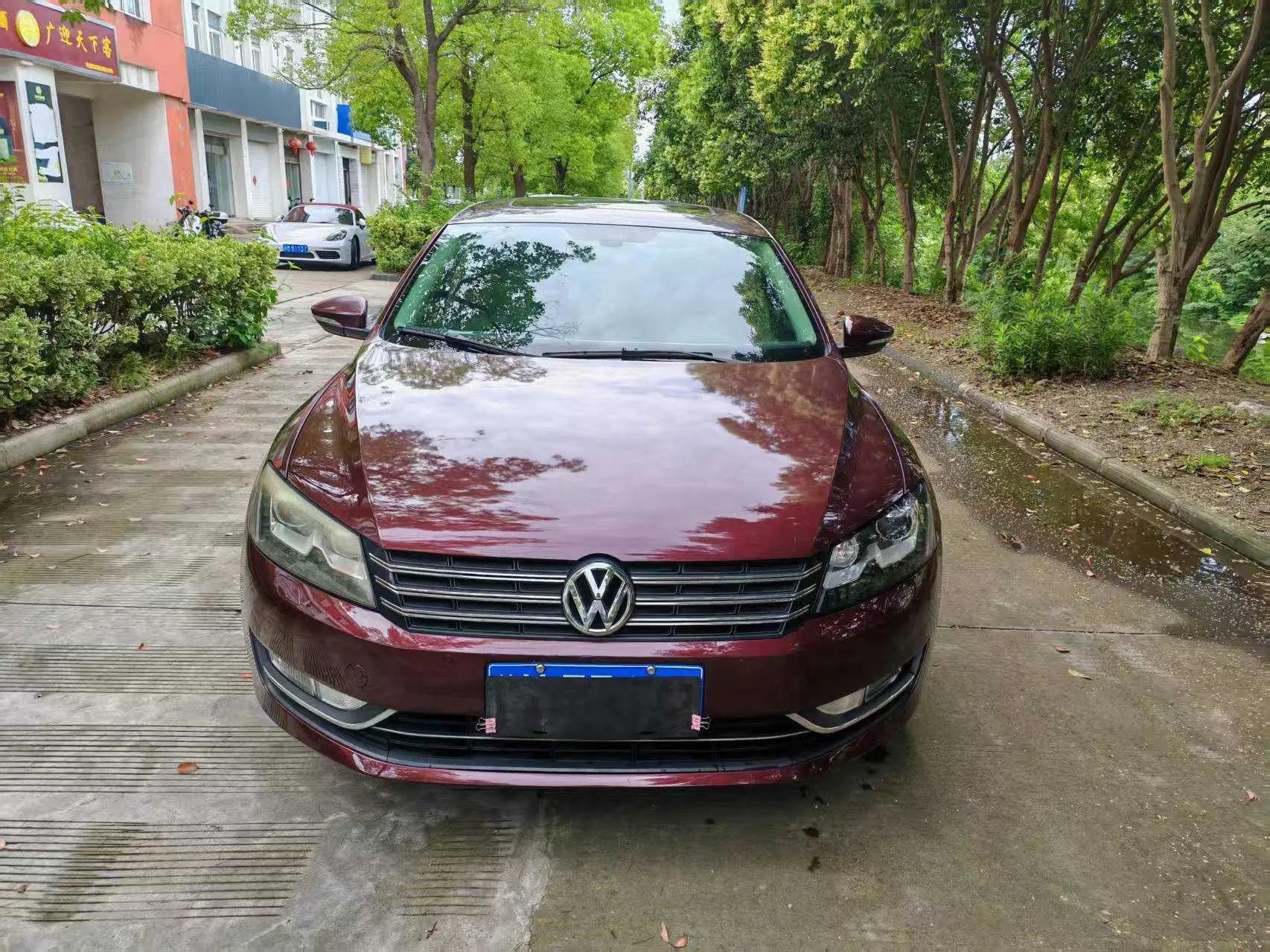 Volkswagen Passat  из Китая