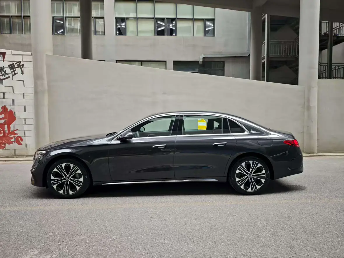 Mercedes-Benz E-Class PHEV