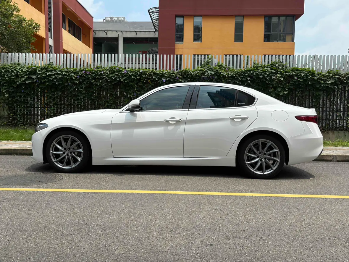 Alfa romeo Giulia Juliet