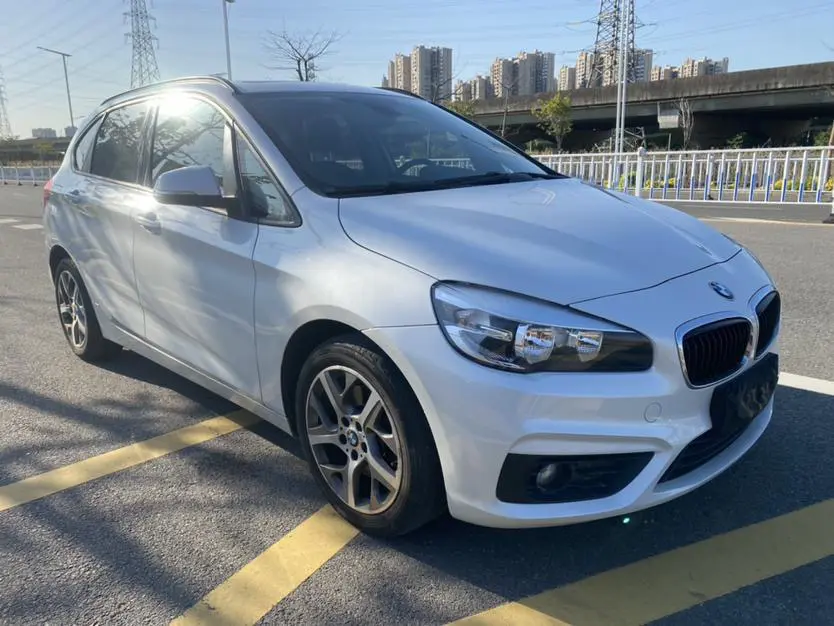 BMW 2 series station wagon (imported)  из Китая