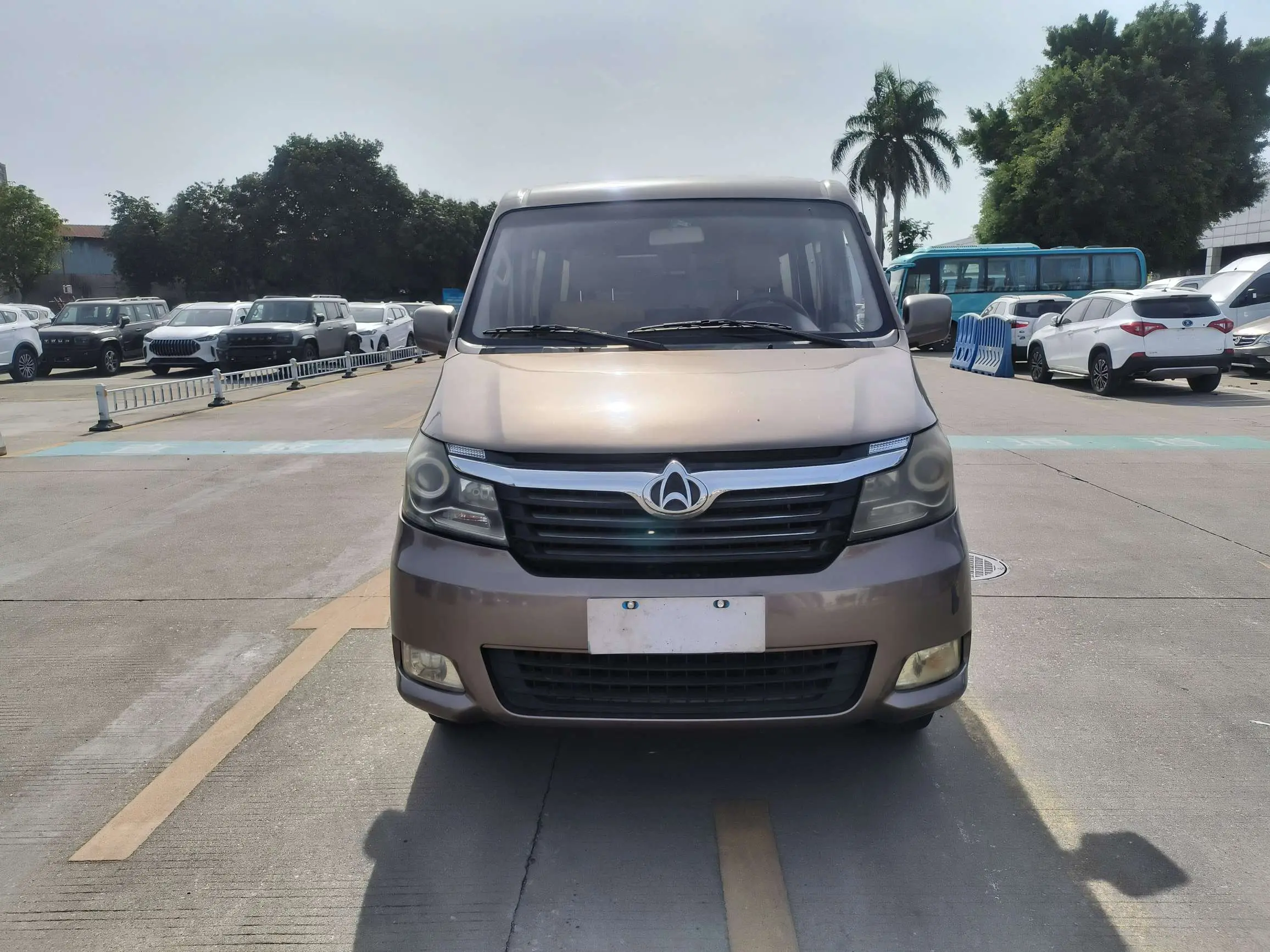 Changan Kaicene Ruixing M90