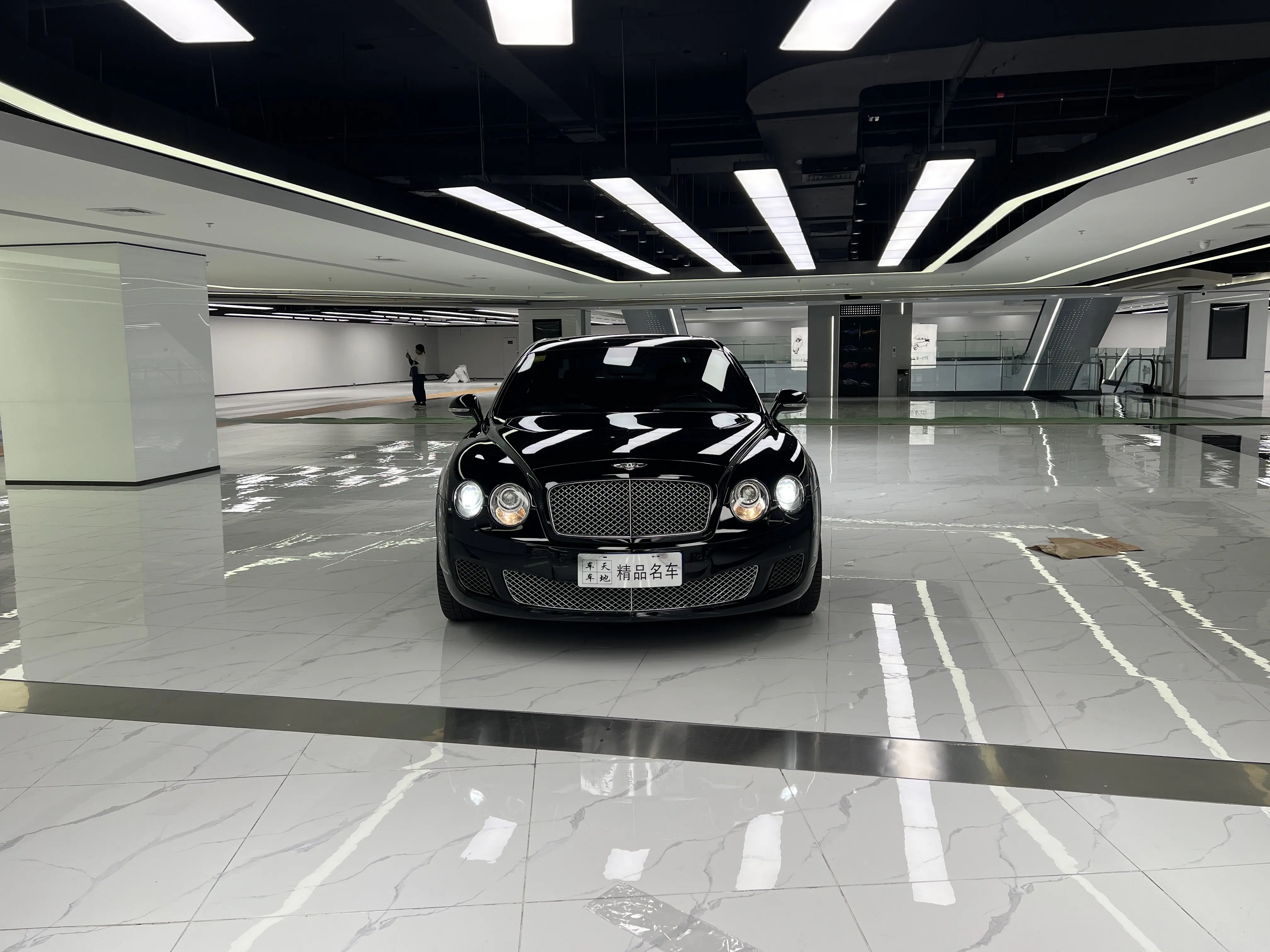 Bentley Galloping  из Китая