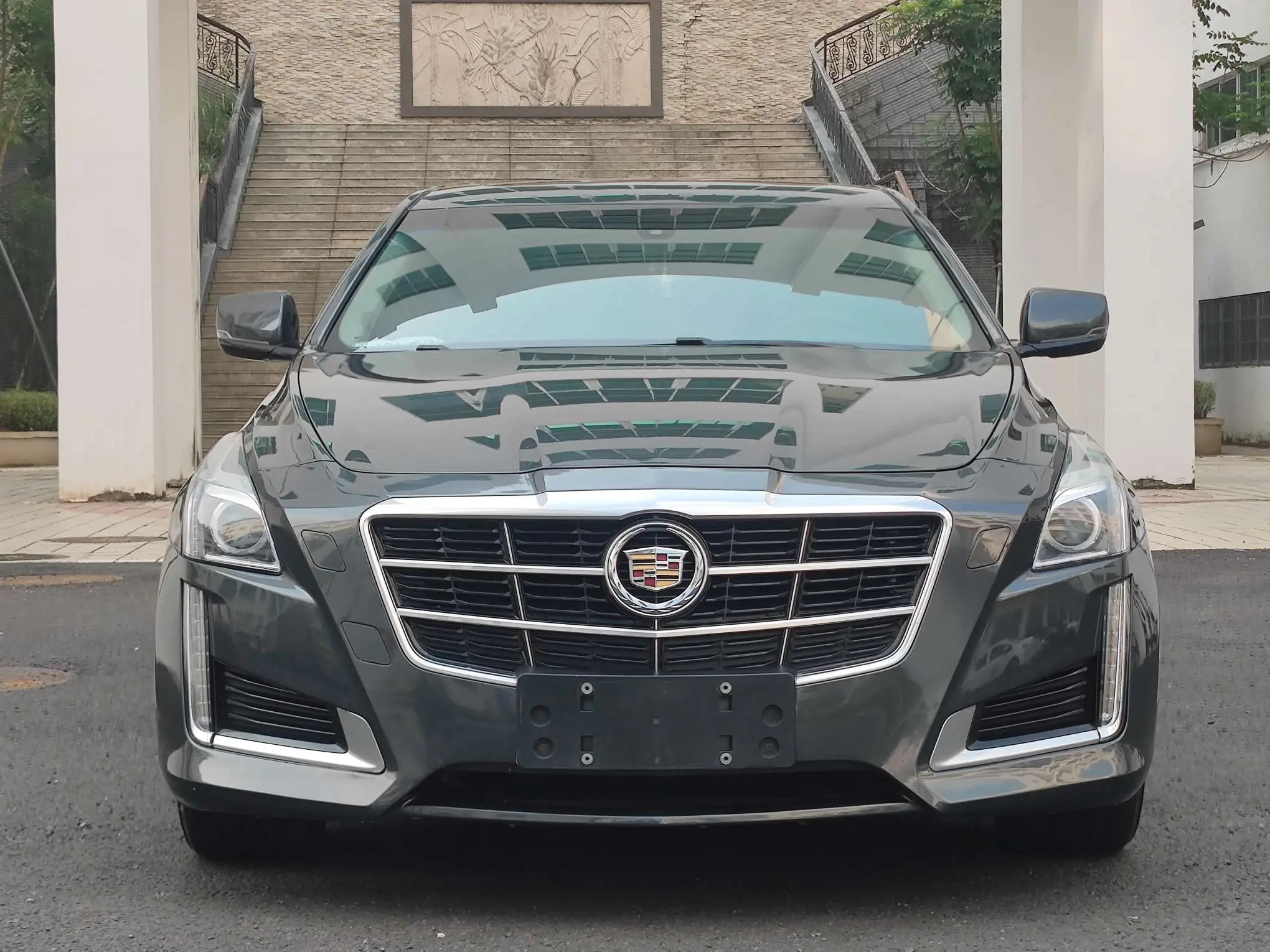 Cadillac CTS (imported)