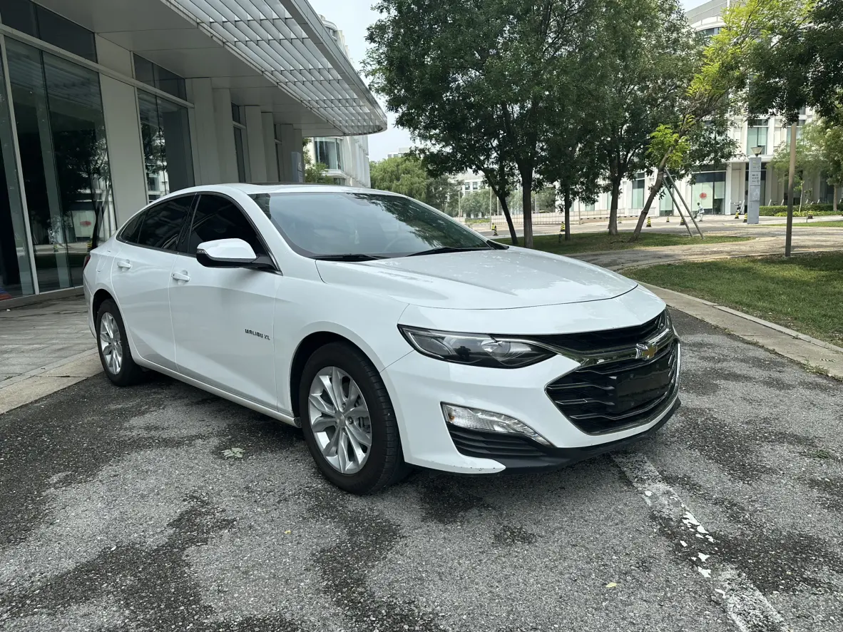 Chevrolet Malibu XL
