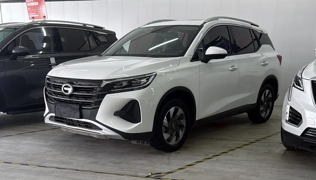 GAC Trumpchi GS4  из Китая
