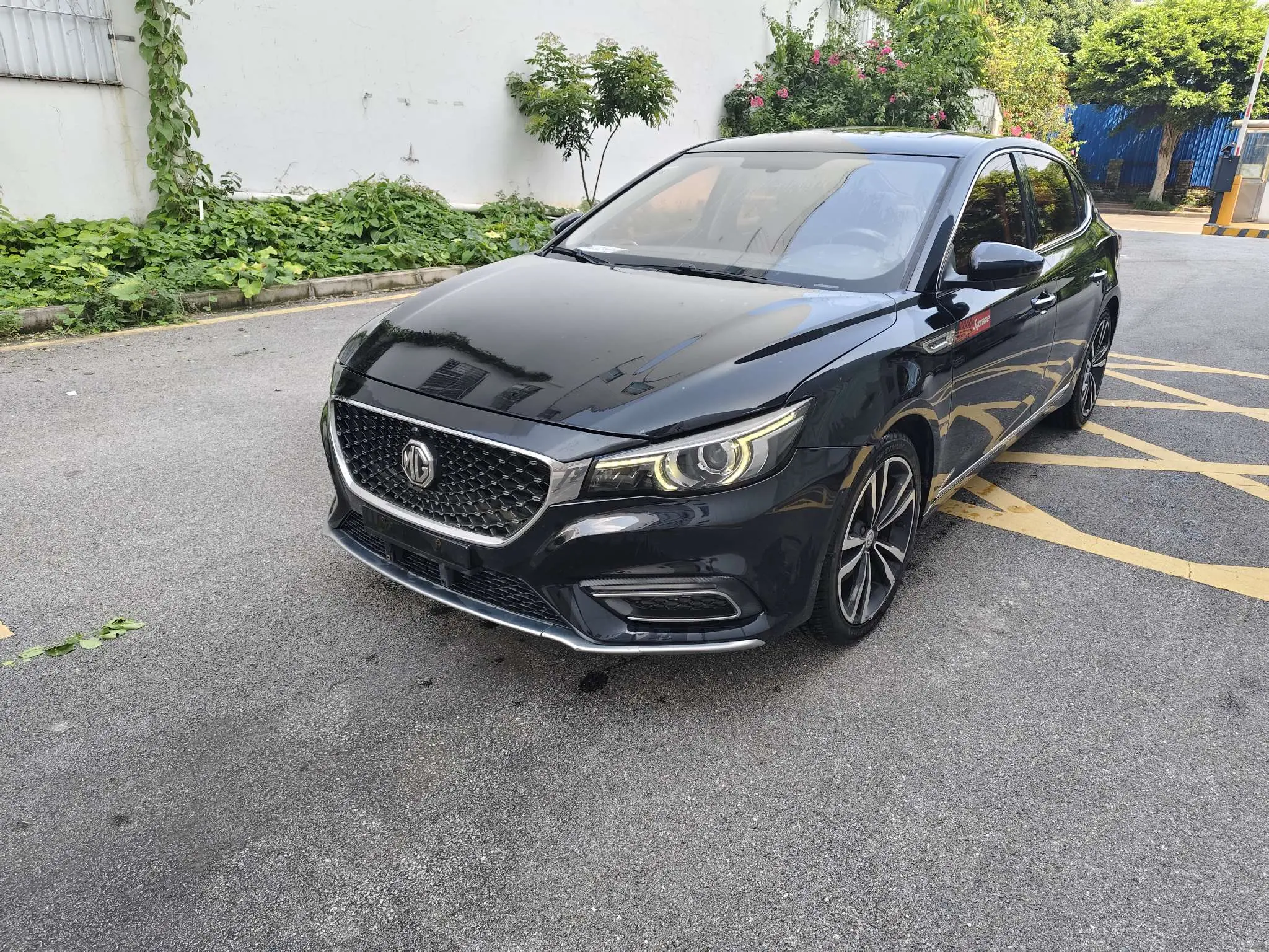 MG 6  из Китая