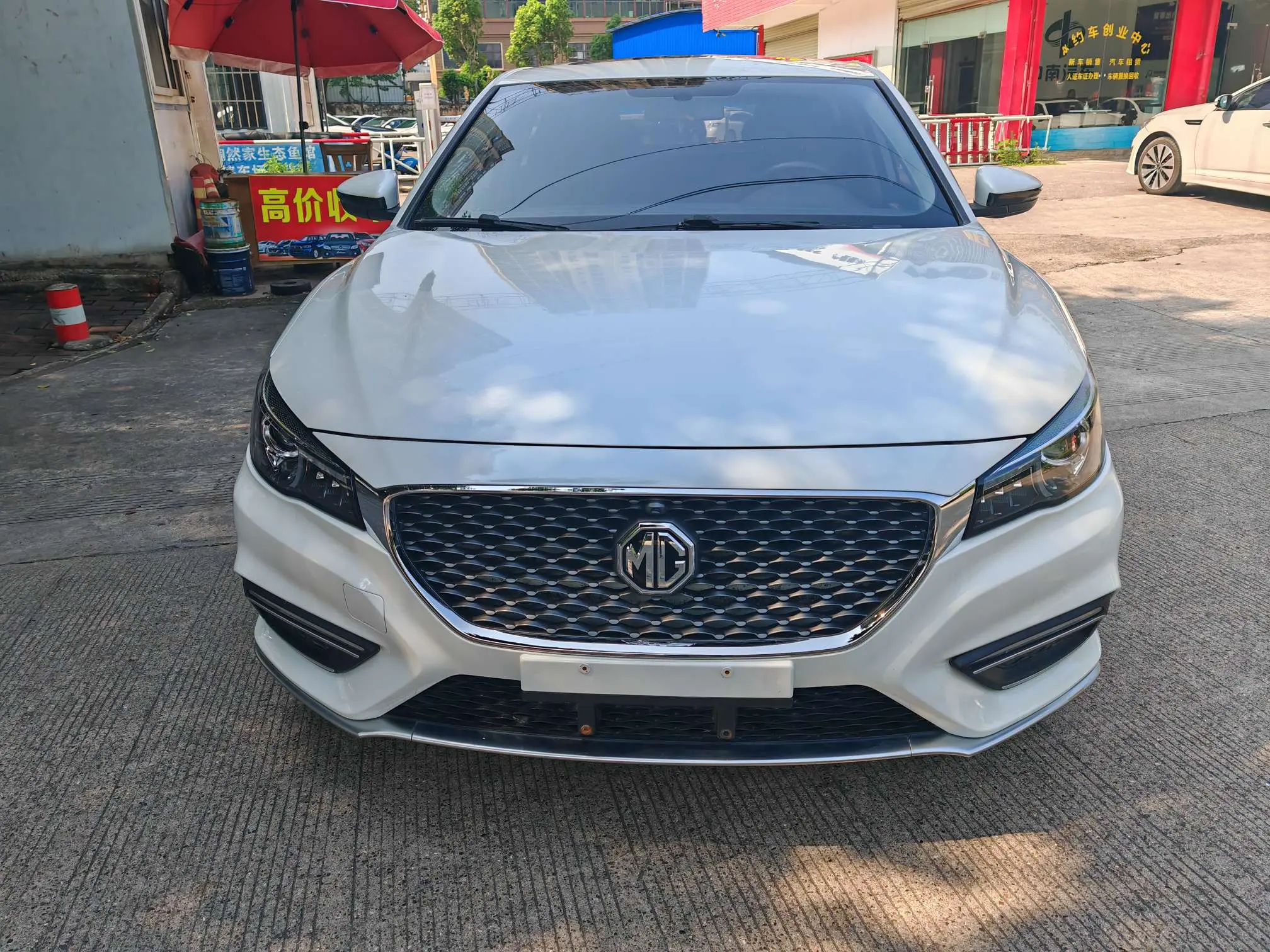 MG 6  из Китая