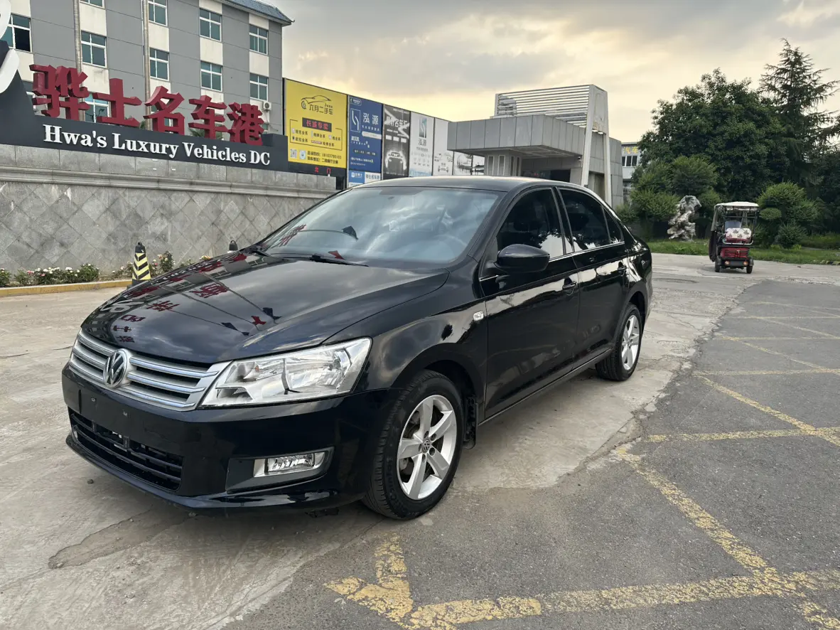 Volkswagen Santana  из Китая