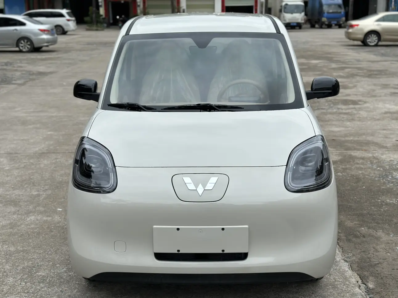 Wuling Hongguang MINIEV  из Китая