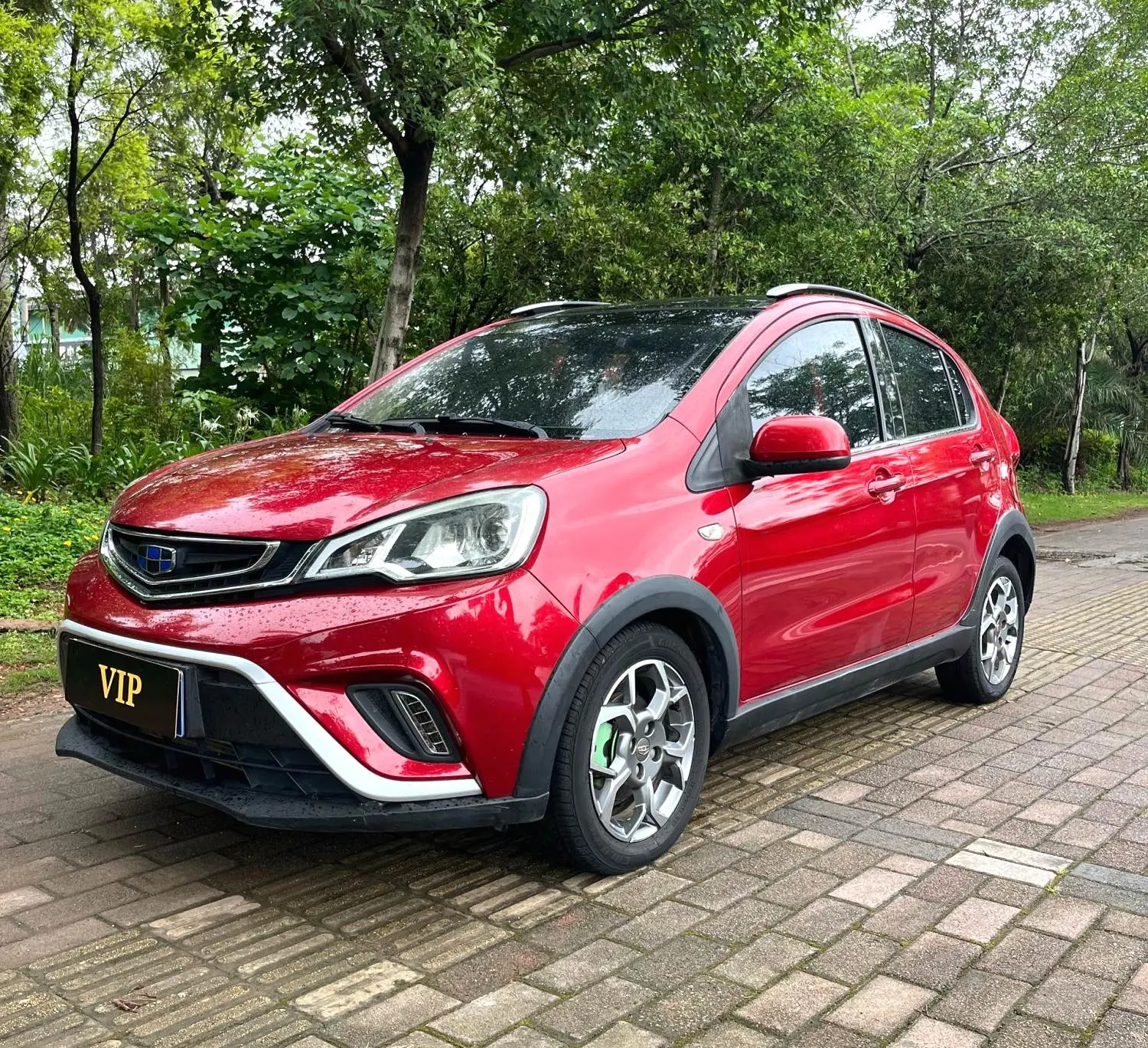 Geely Vision X1  из Китая