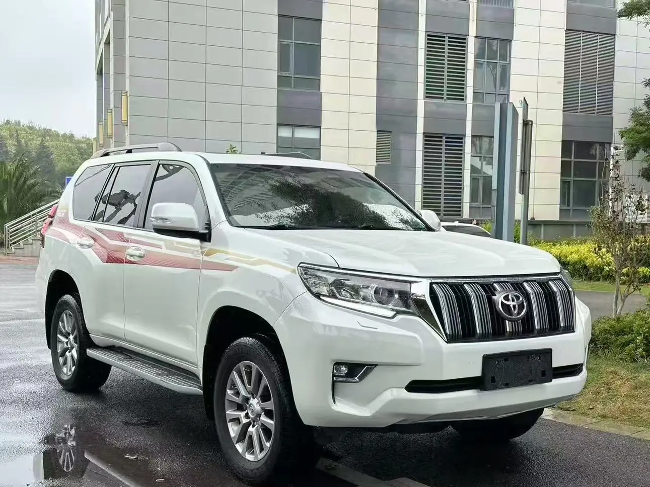 Toyota Prado