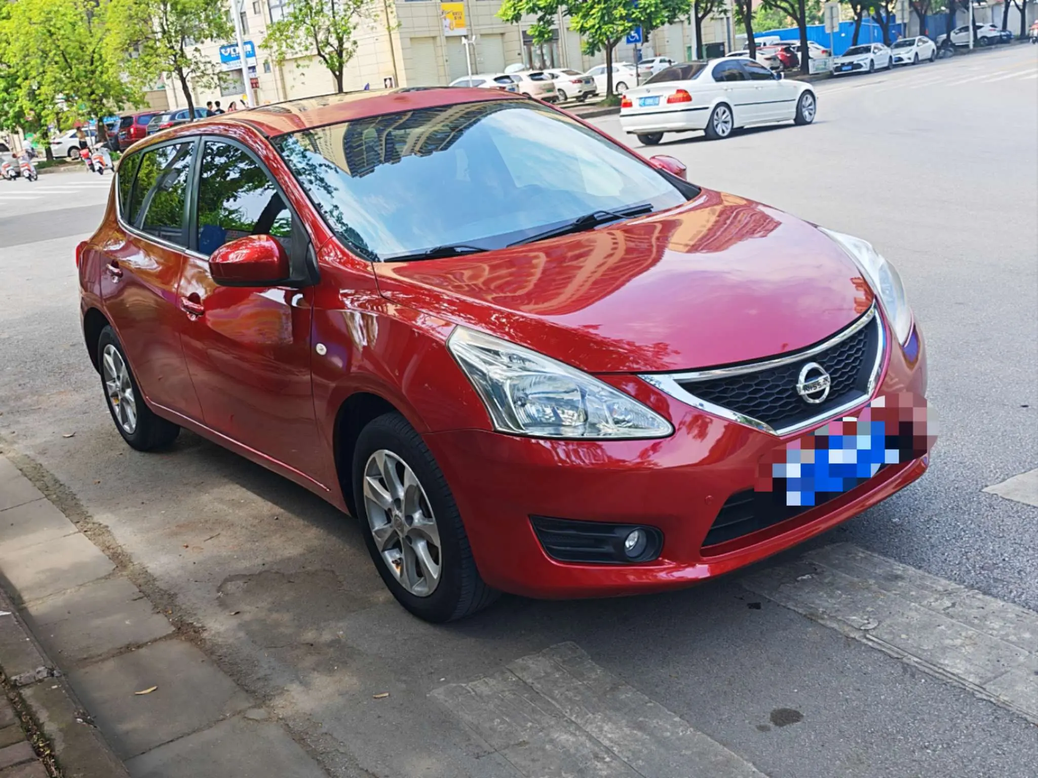 Nissan Tiida