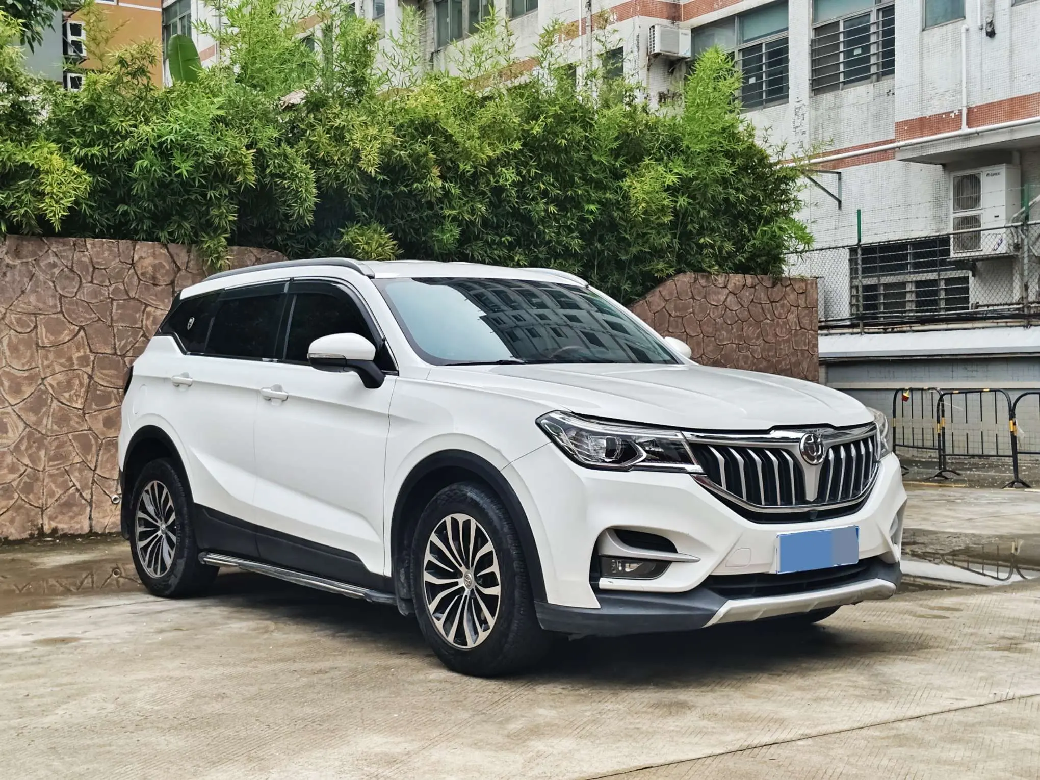 Brilliance Zhonghua V6