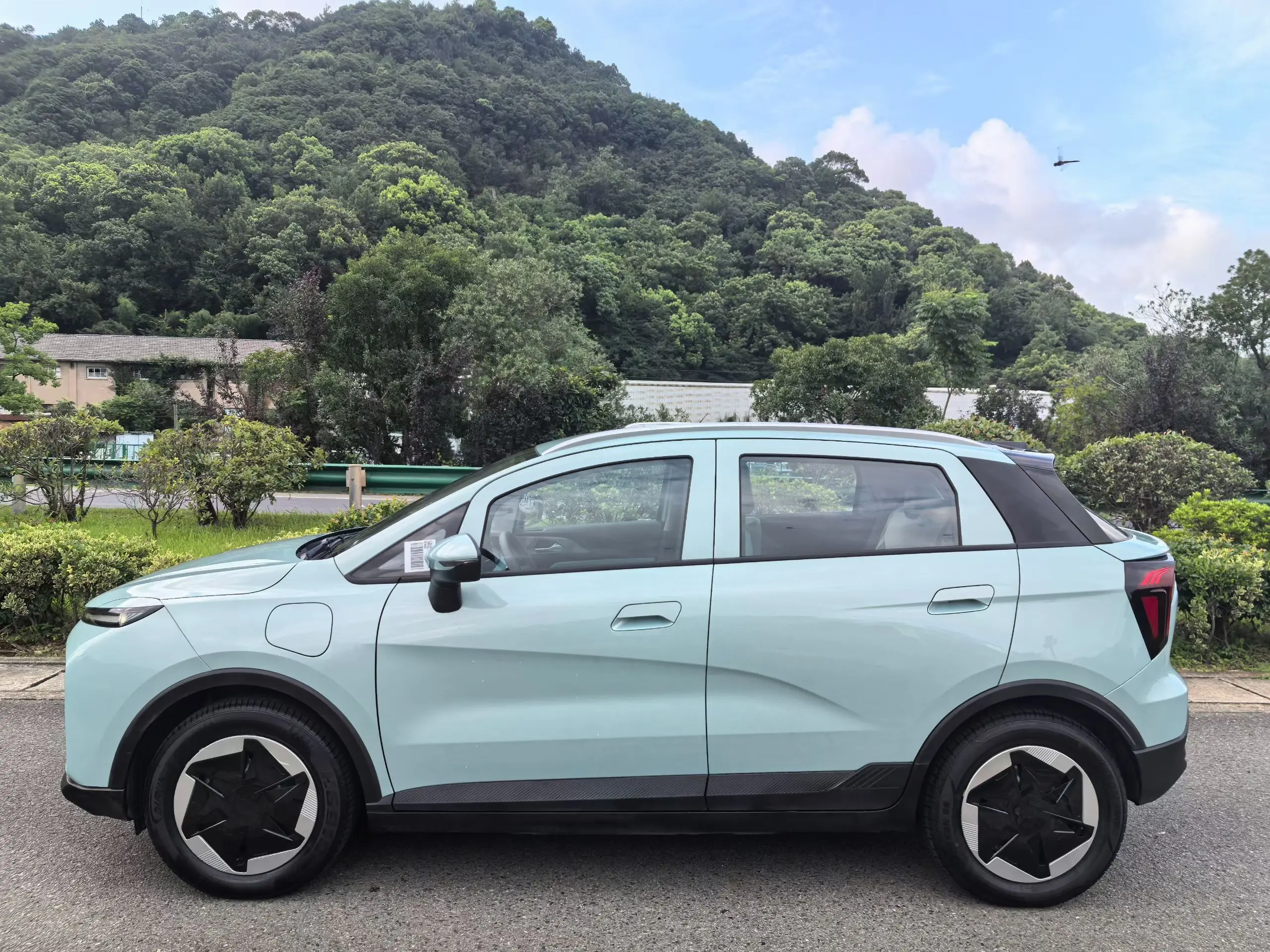 Geely Geometry E Firefly