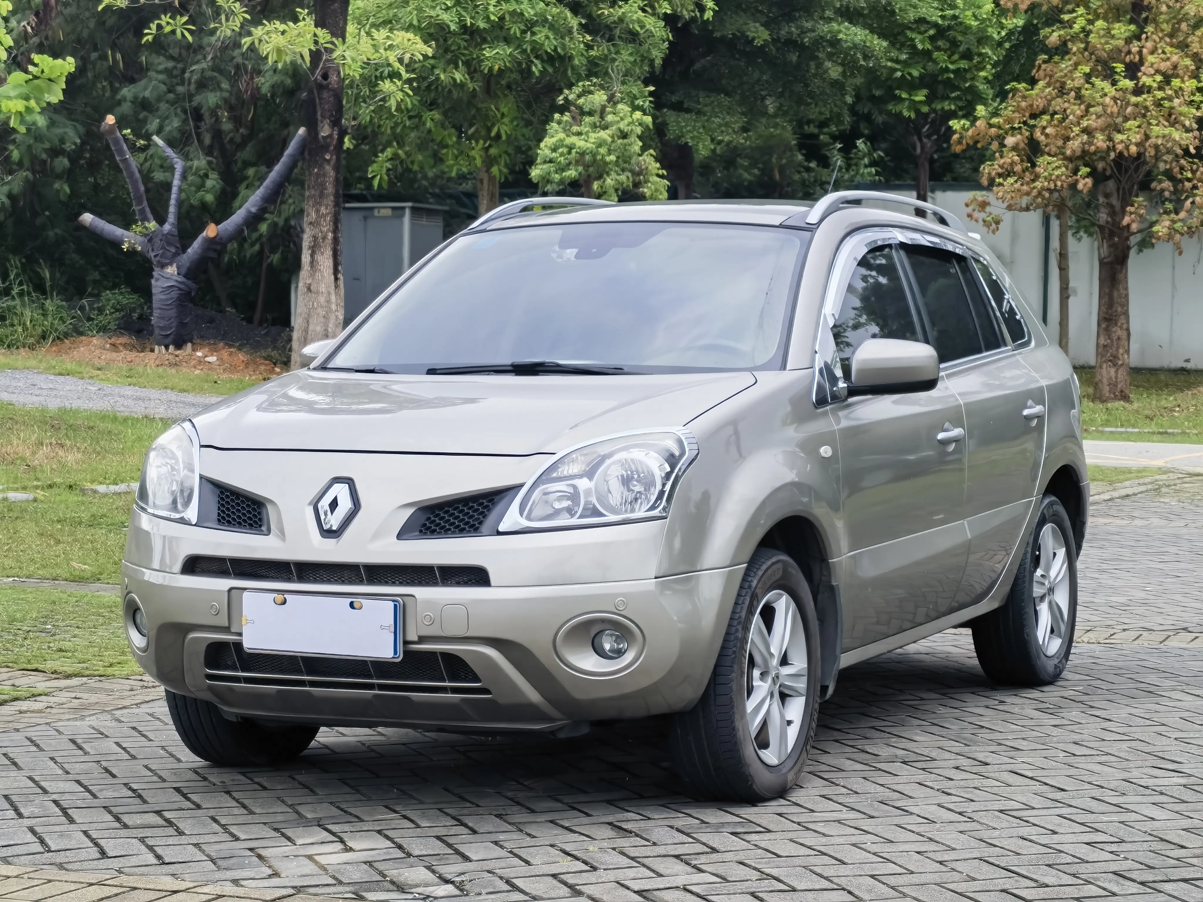 Renault Koleos (imported)