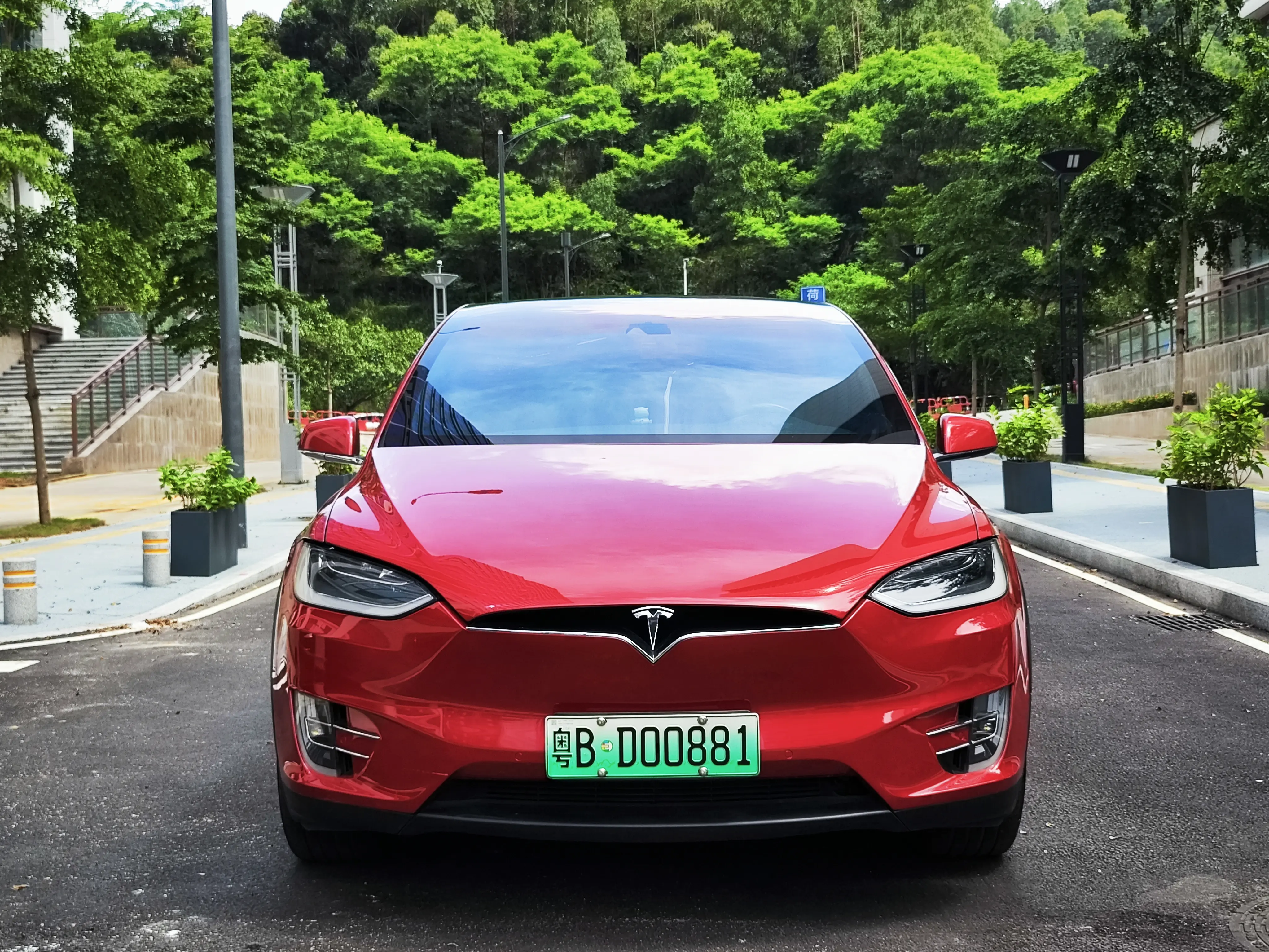 Tesla Model X