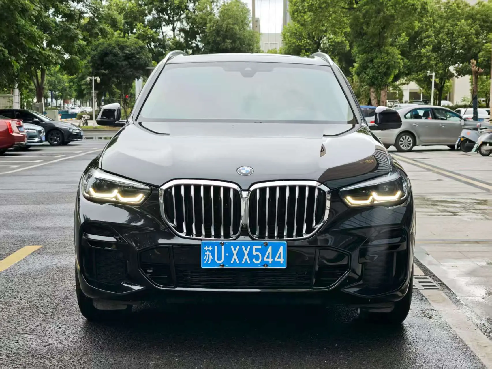 BMW X5 (imported)