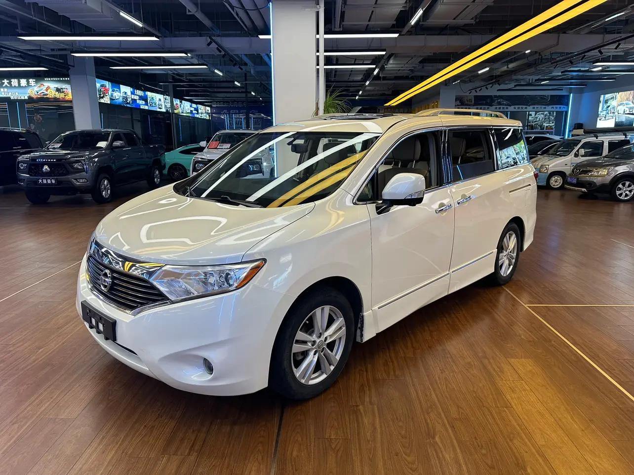 Nissan Nobleman