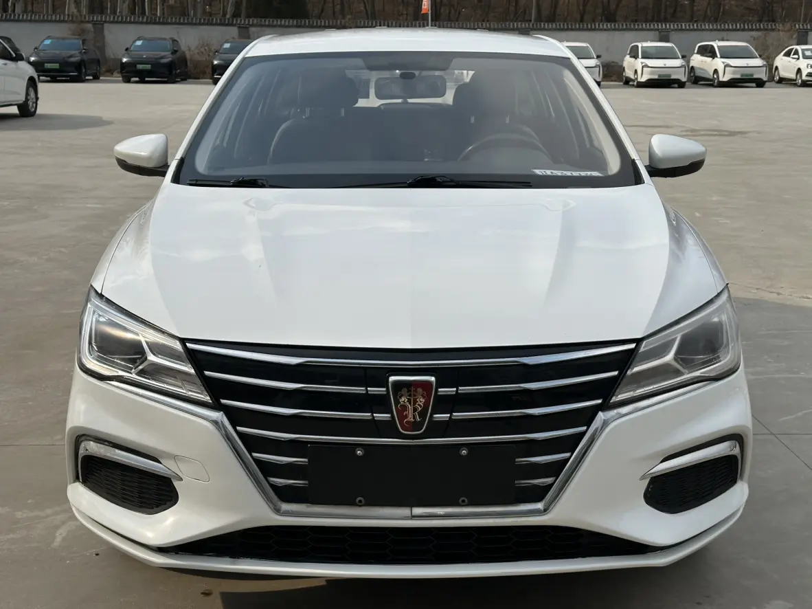 Roewe Ei5  из Китая