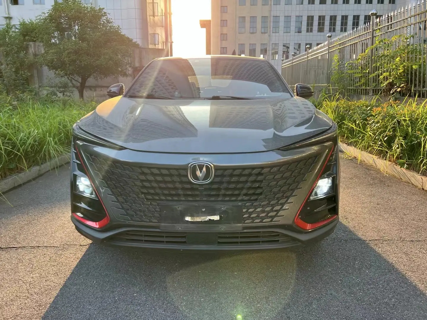 Changan UNI-T  из Китая