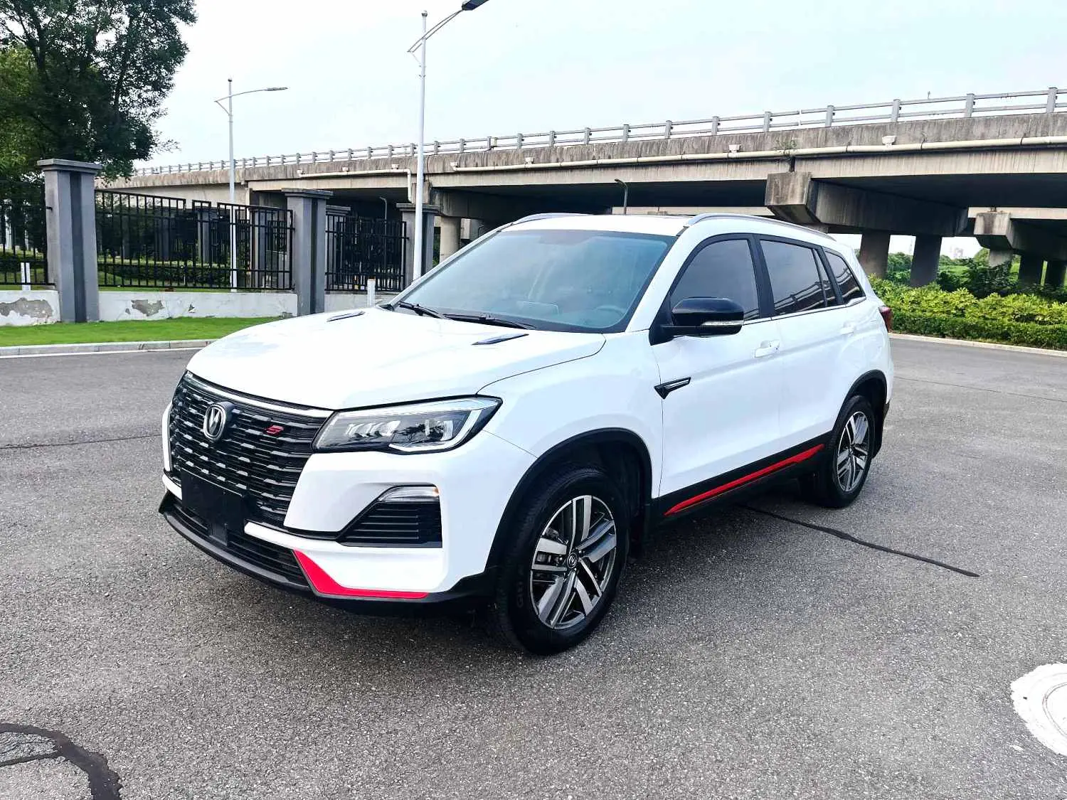 Changan CS75  из Китая