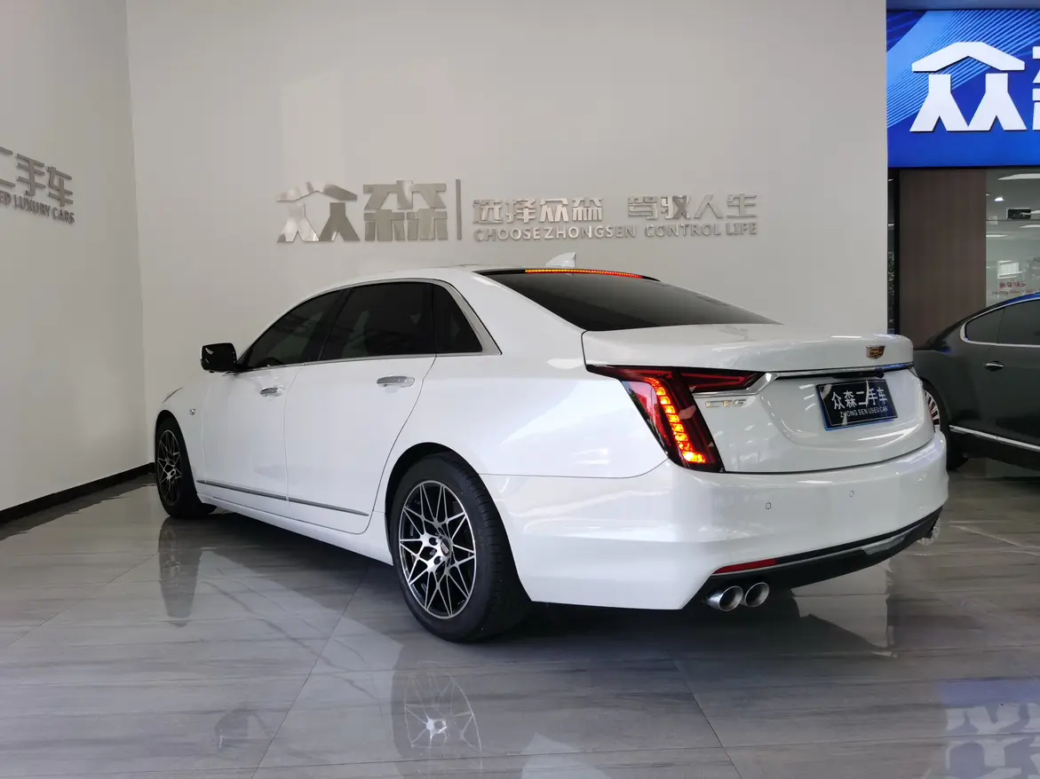 Cadillac CT6