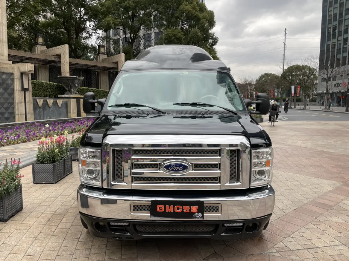 Ford E350