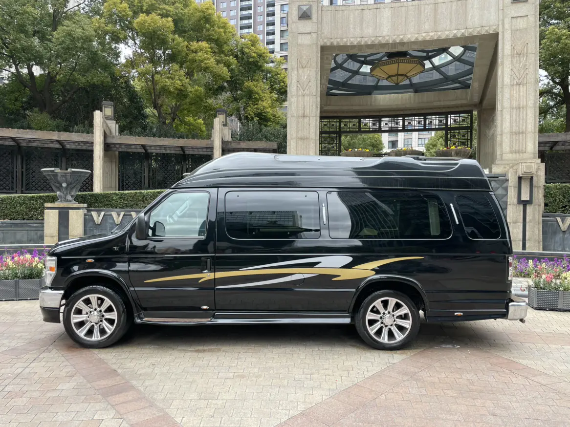 Ford E350