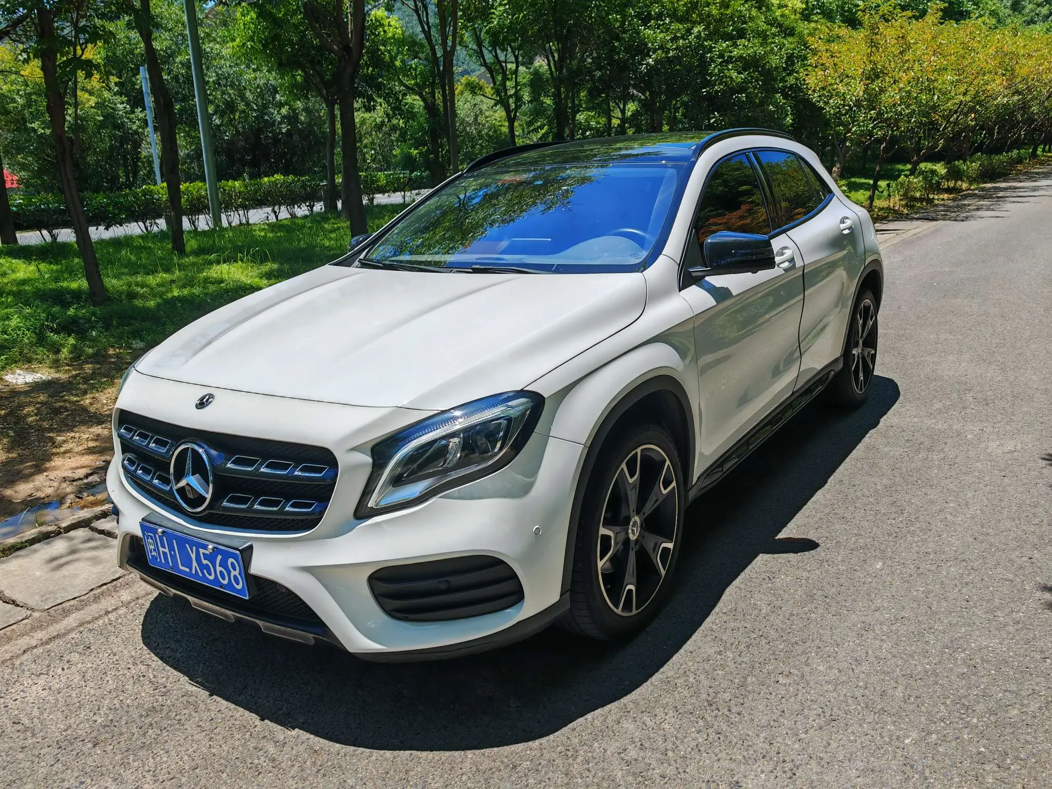 Mercedes-Benz GLA  из Китая