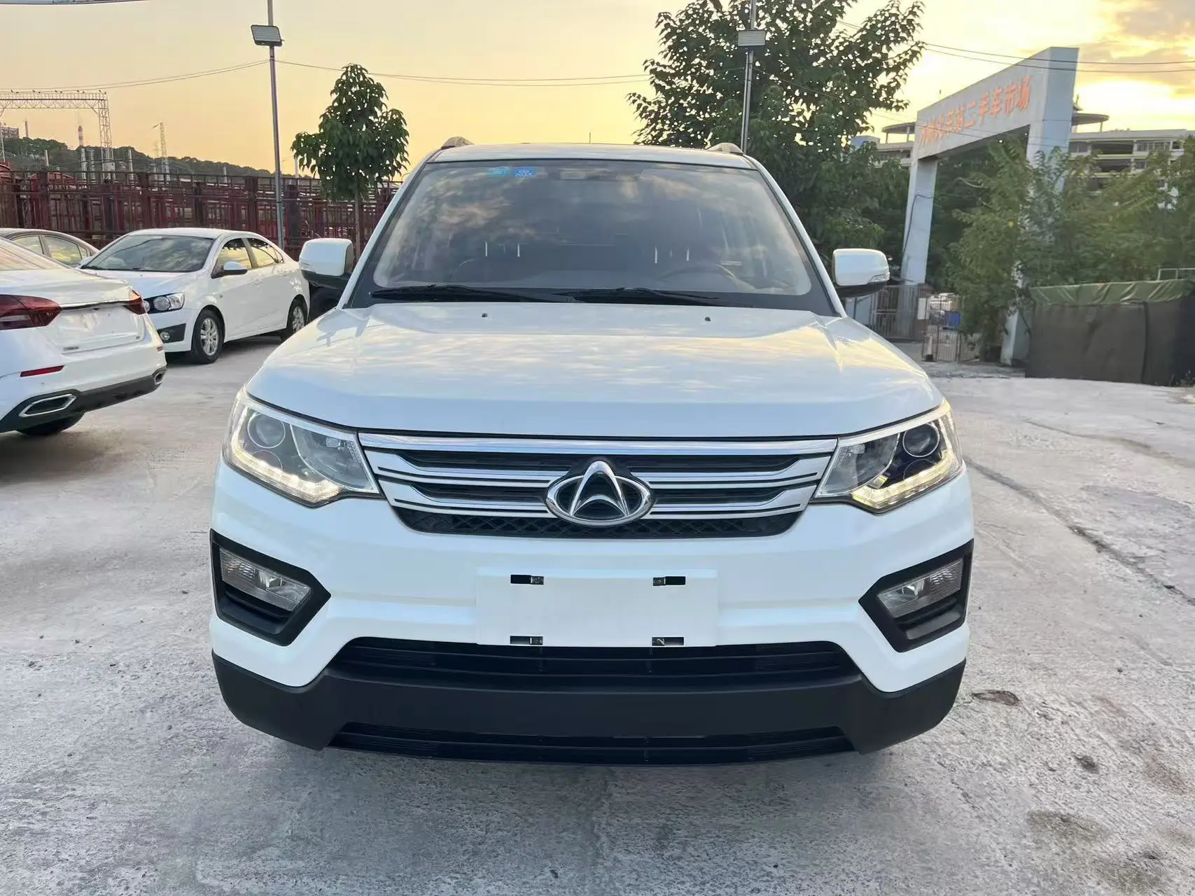 Oshan Changan Auchan CX70