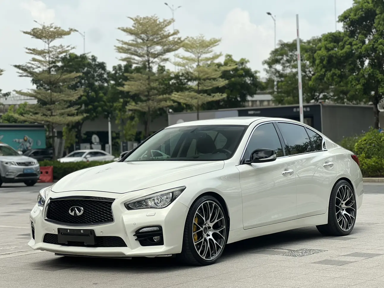 Infiniti Q50