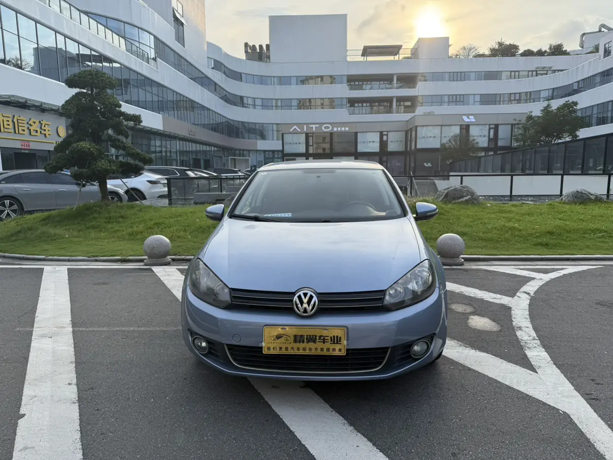 Volkswagen Golf  из Китая