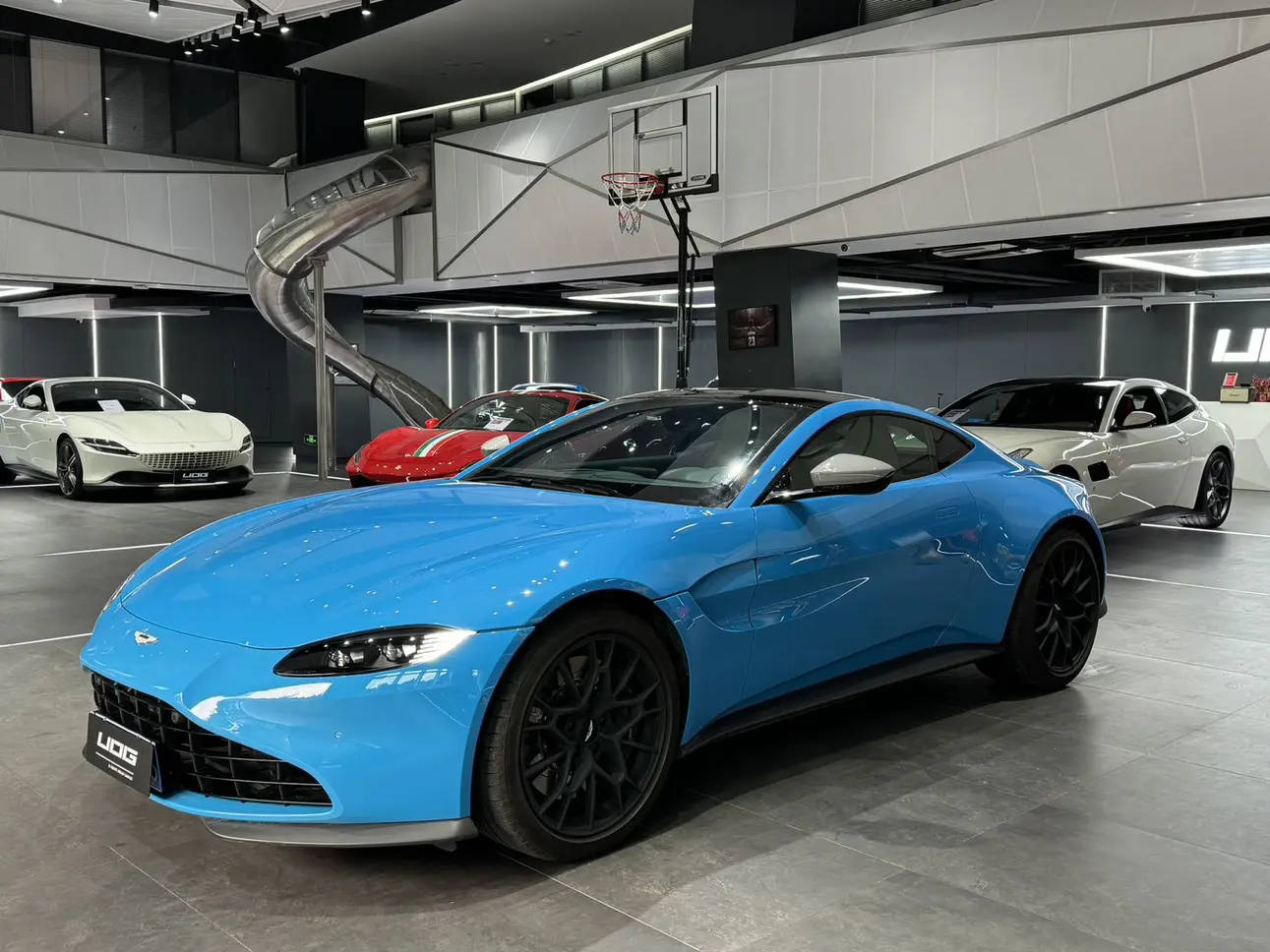 Aston Martin Vantage