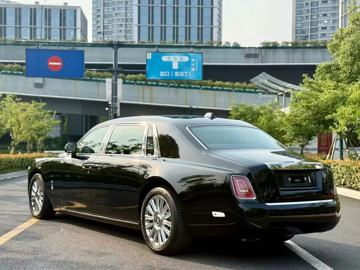 Rolls Royce Phantom