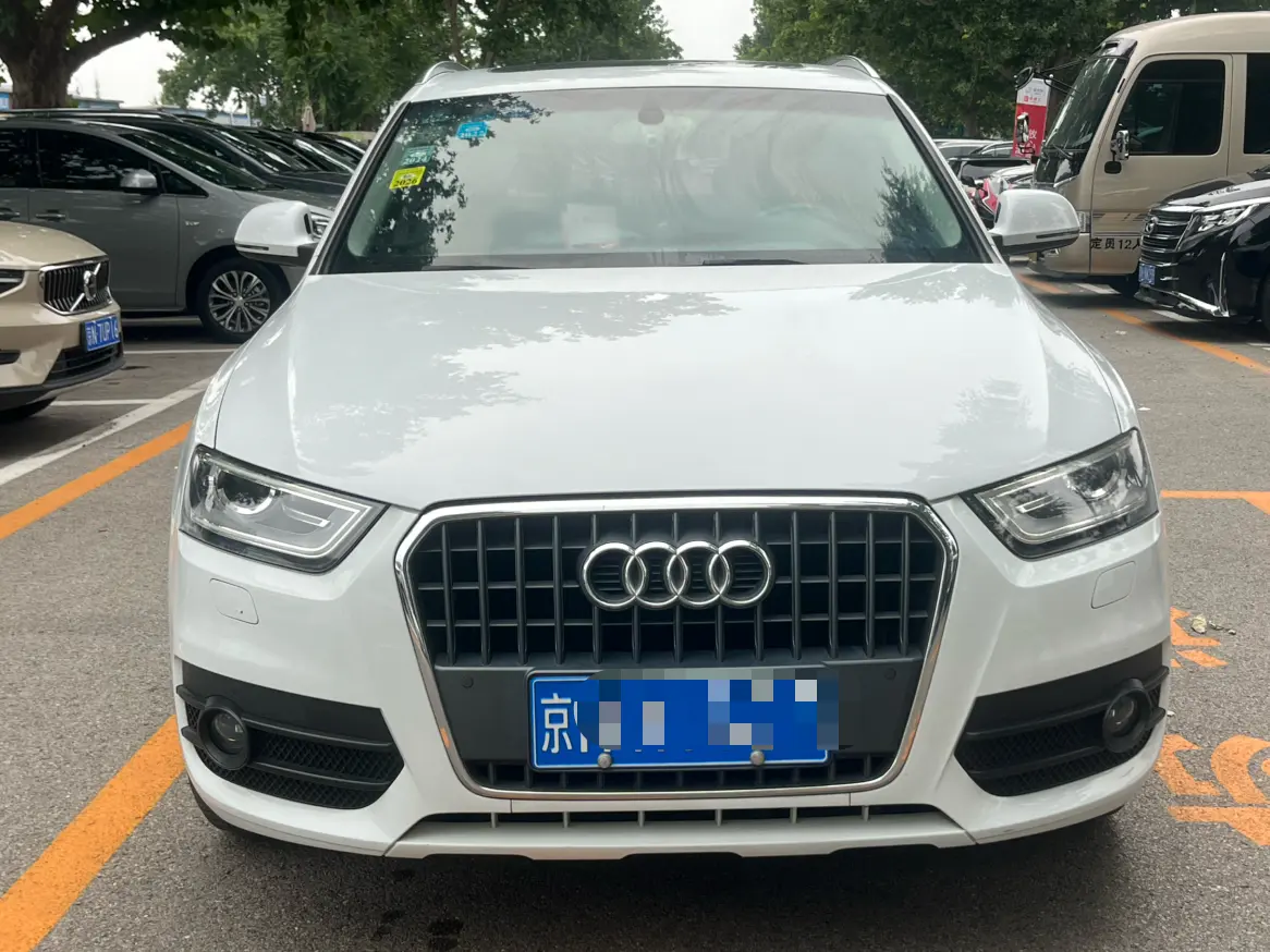 Audi Q3  из Китая