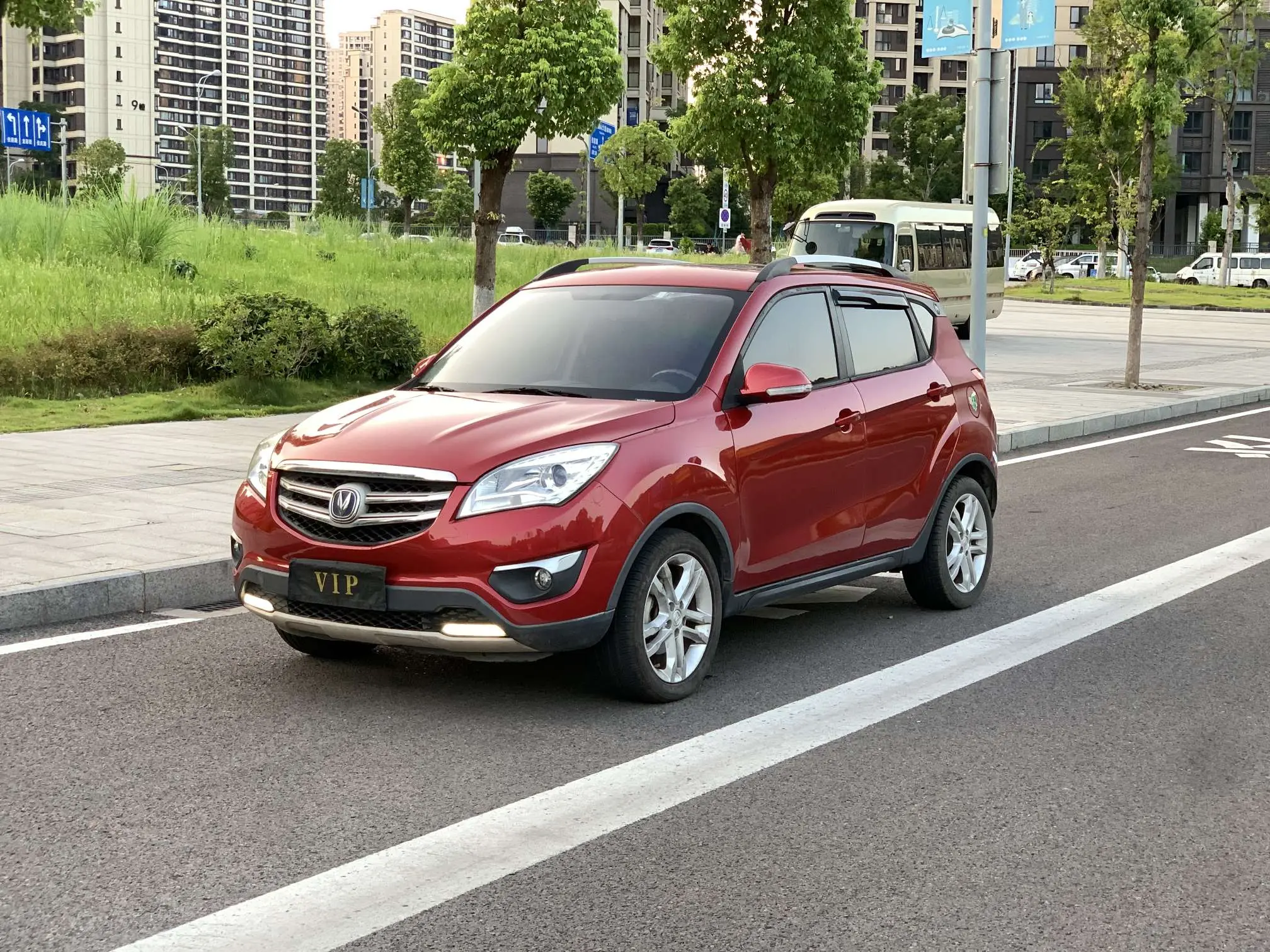 Changan CS35  из Китая